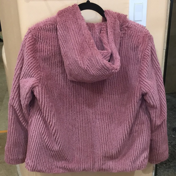 Fluffy Jacket - Picture 2 of 2